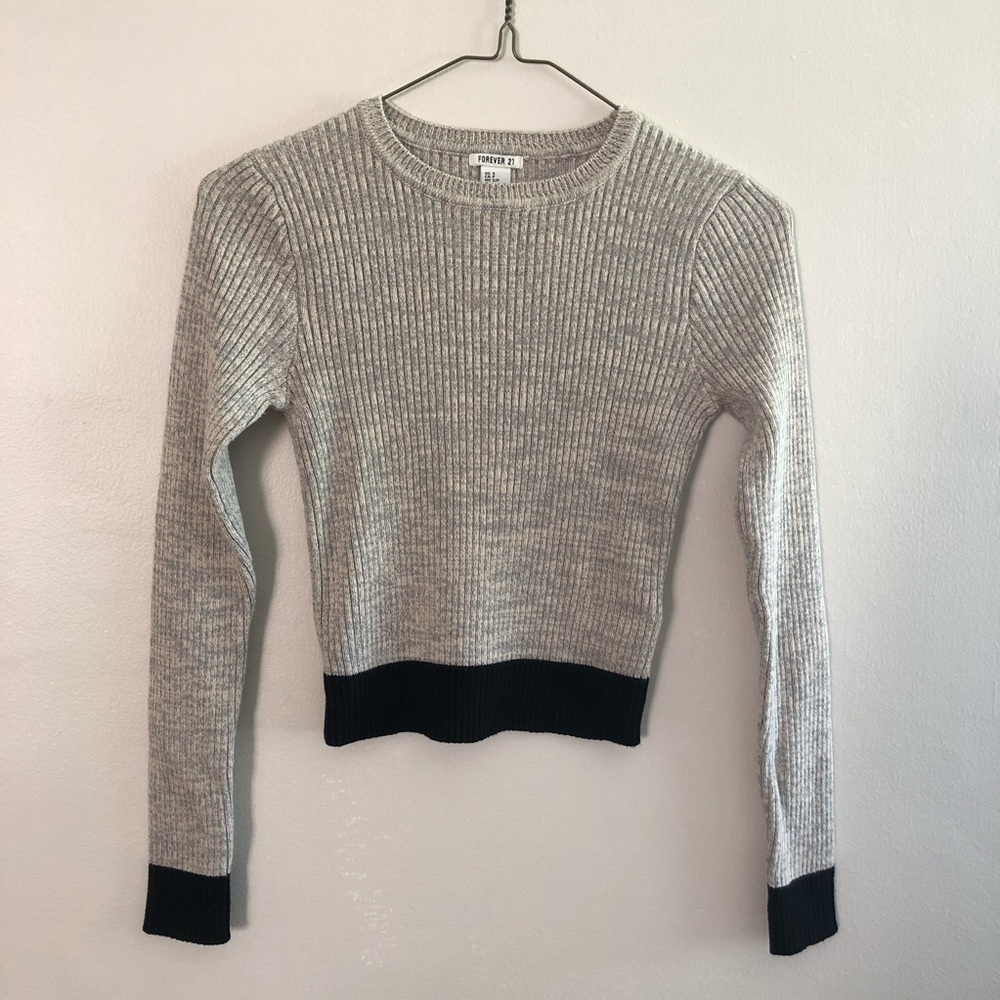 Grey Long Sleeve Crop Top - Picture 1 of 3